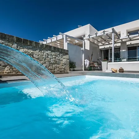 Holiday home Casa Celeste Con Piscina Privata A *